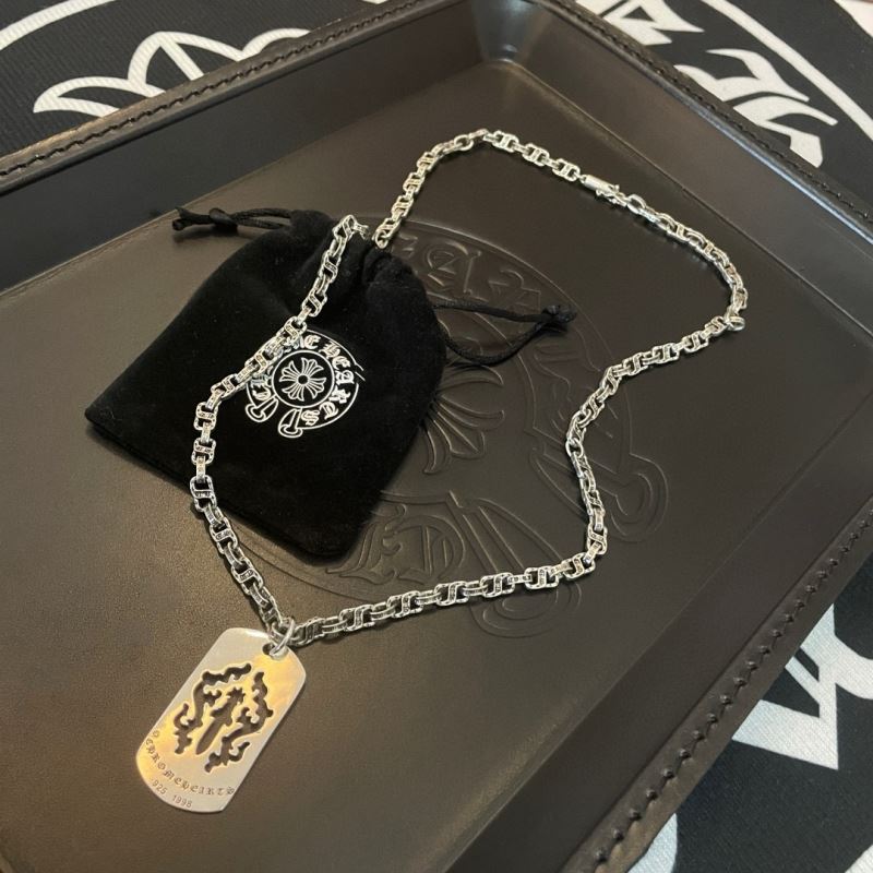 Ch*0me He**ts necklaces